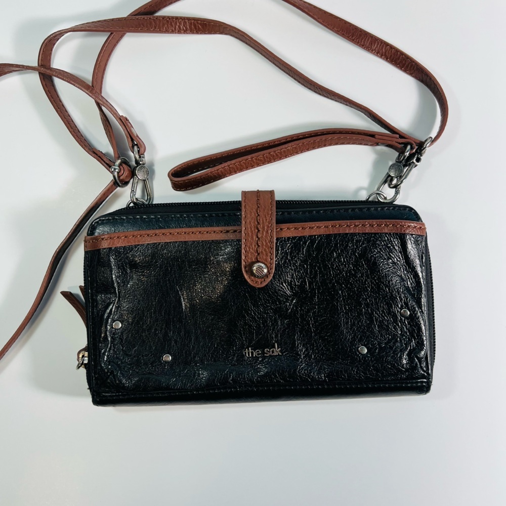 The Sak Black and Tan Crossbody Bag excellent condition - Picture 5 of 8